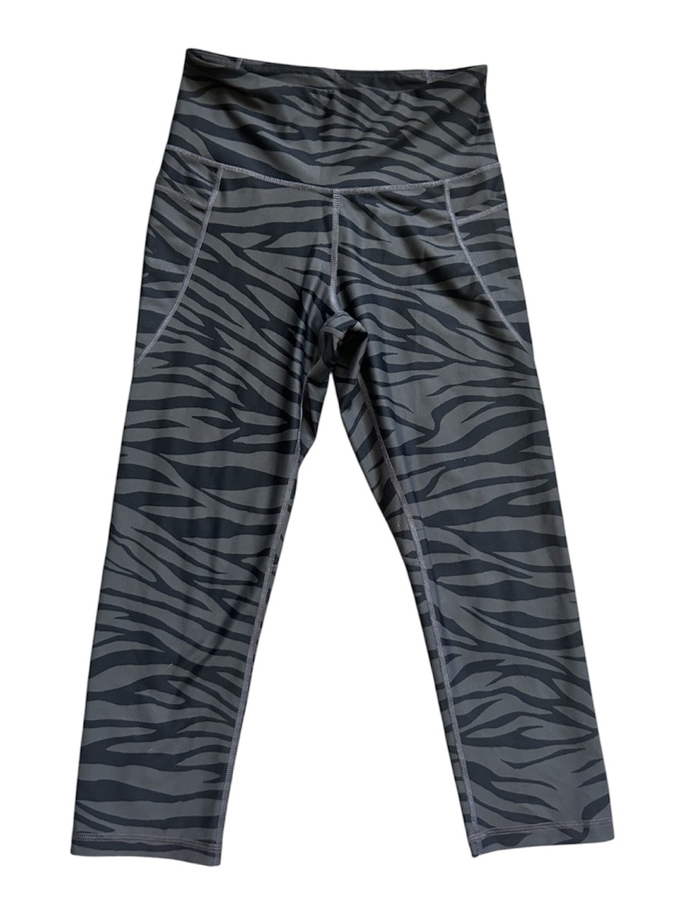 Old Navy Gray and Black Zebra Print Gym Set both size Medium - Picture 4 of 7